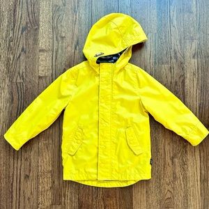 GAP Raincoat. Size 5.